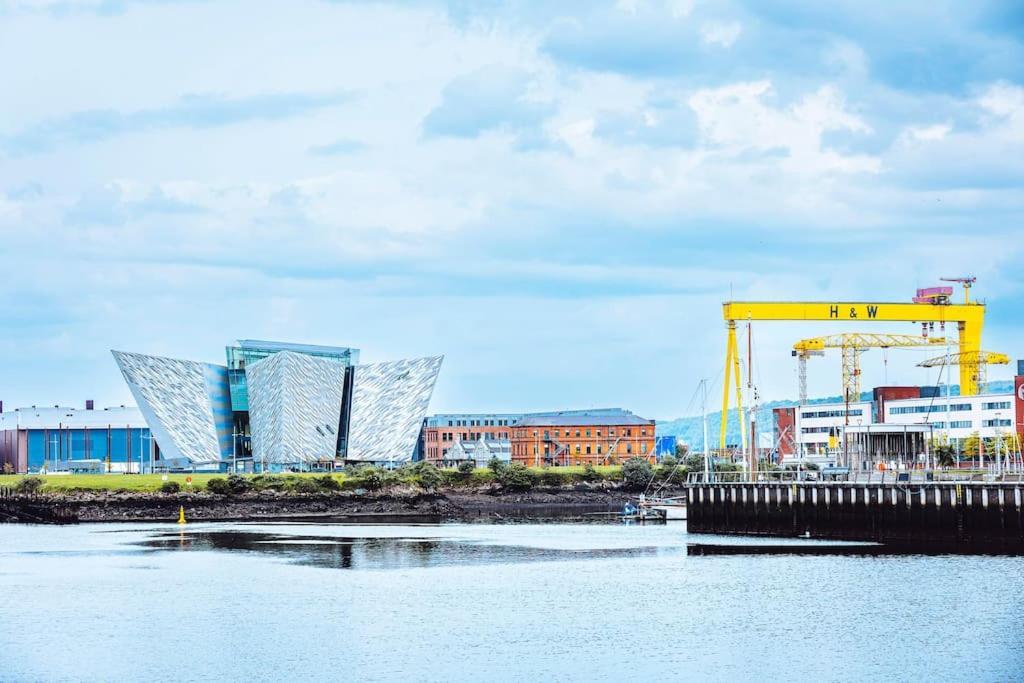 Apartment The Matisse- 10 Min Walk To / Trendy 1 Bd Belfast
